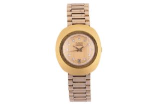 A Rado Diastar quartz lady's wristwatch Model: 111.0306.3 Serial: 13482690 Case Material: Steel