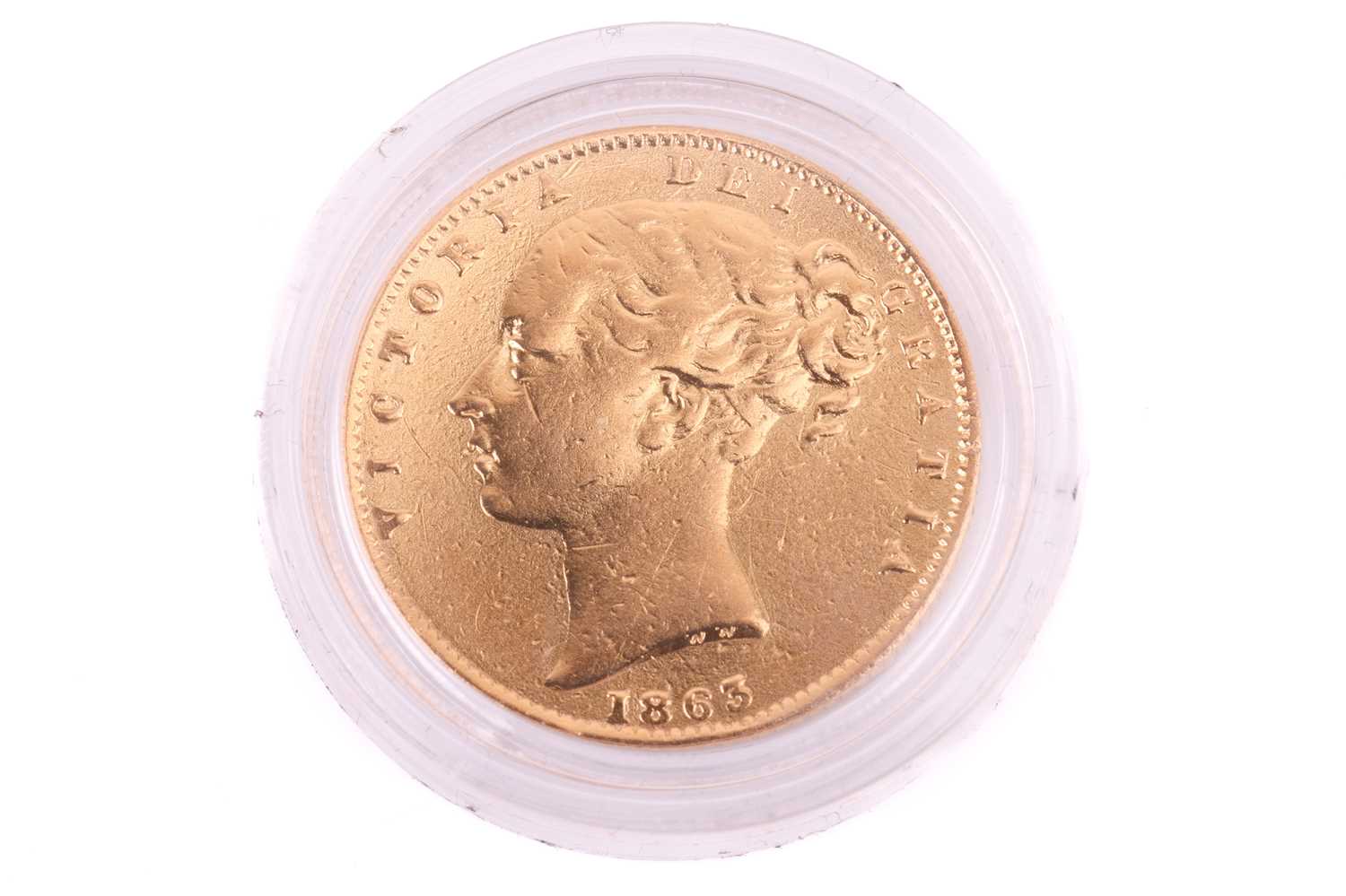 An 1863 Victoria 'young head' Full-Sovereign shield back with a plastic case, circulated. - Image 2 of 2