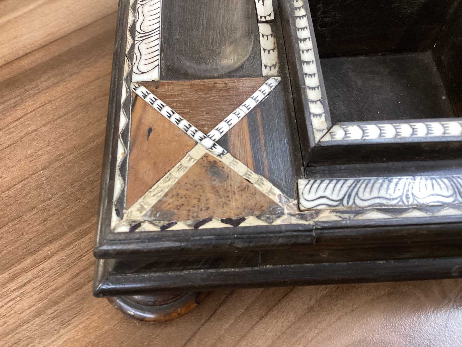 A Ceylonese ebony desk stand with calamander, coconut palm, and rosewood parquetry within pen-worked - Image 10 of 17