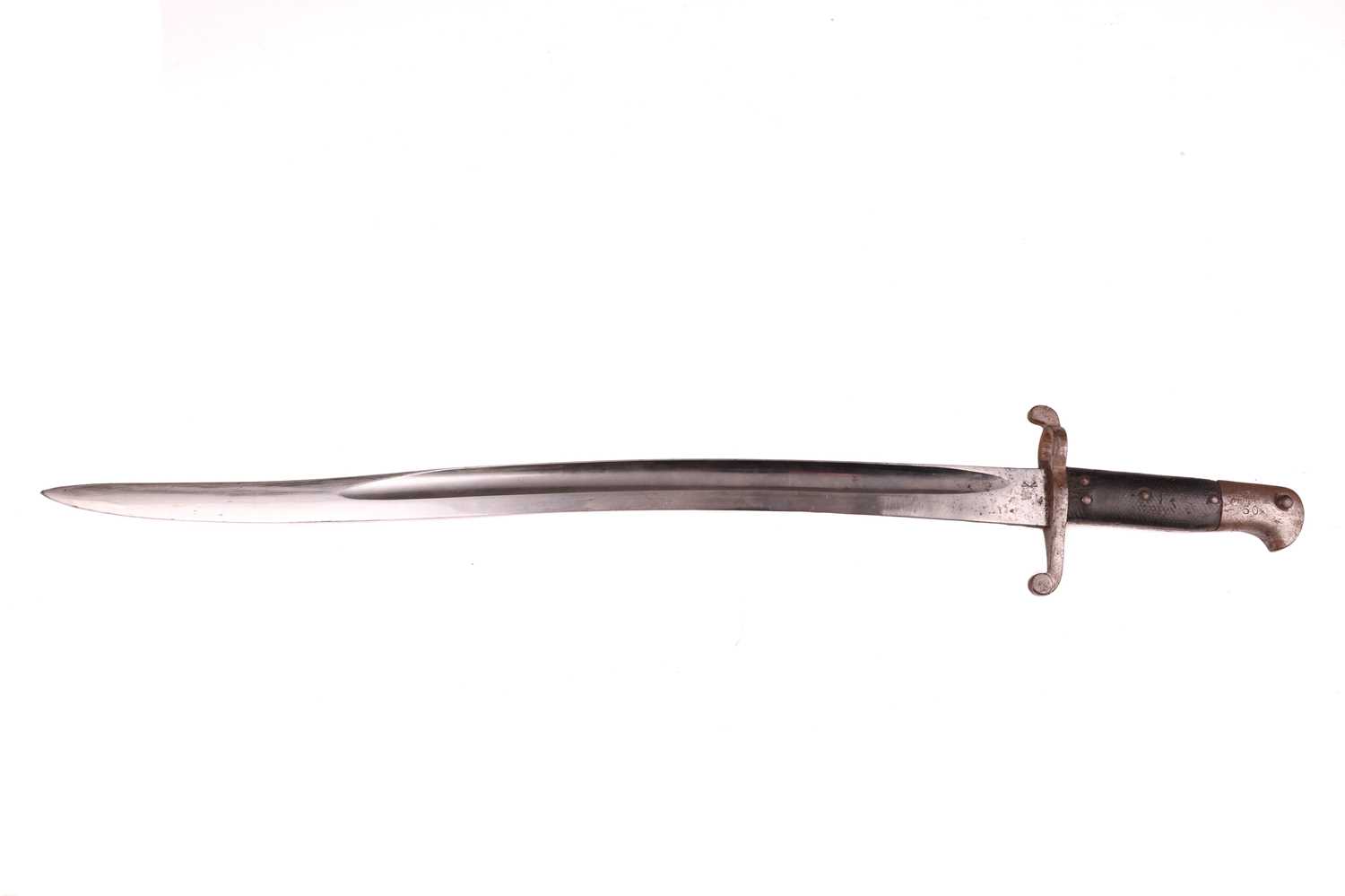 A British 1853 pattern 2nd pattern yatagan bayonet, the hilt marked RMFA 50. - Image 13 of 18