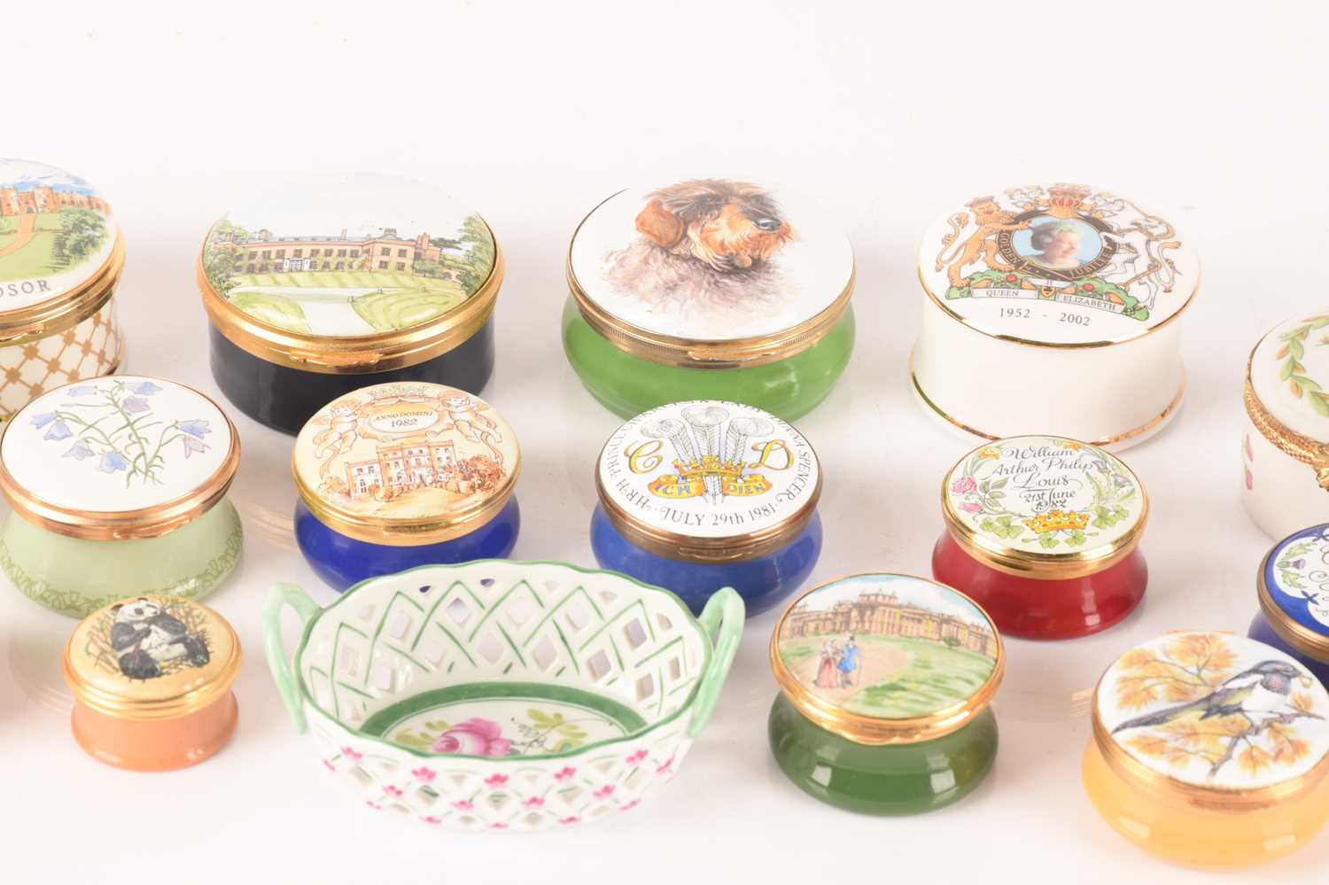 A collection of enamel trinket boxes from a variety of makers including Limoges, Halycon Days, Crumm - Image 3 of 10
