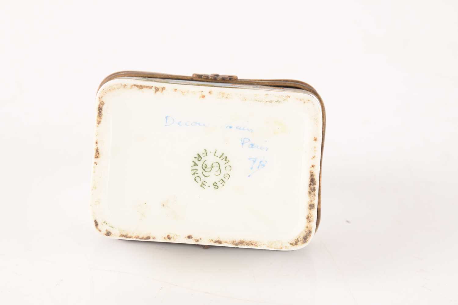 A collection of enamel trinket boxes from a variety of makers including Limoges, Halycon Days, Crumm - Image 6 of 10