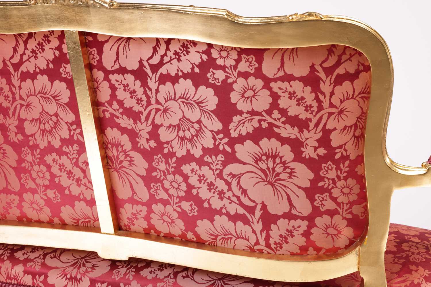 A 20th century Louis XV-style canape settee, with carved and molded wood and gilt gesso outline, stu - Image 5 of 5