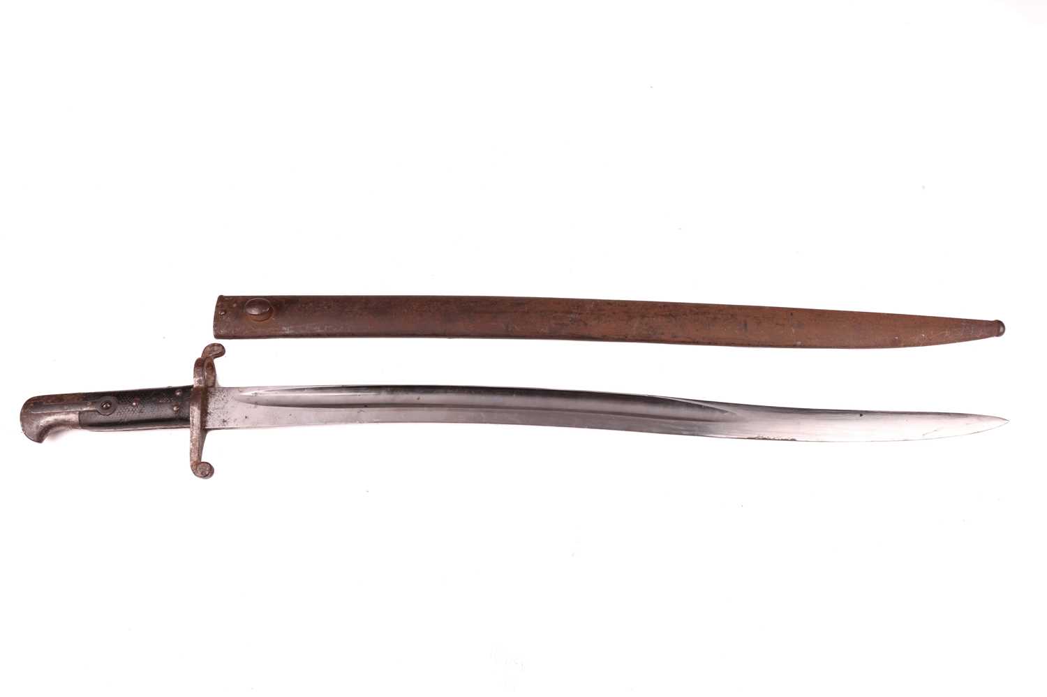 A British 1853 pattern 2nd pattern yatagan bayonet, the hilt marked RMFA 50.
