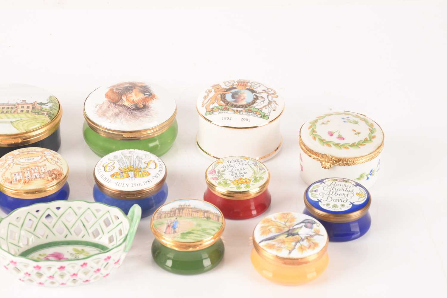 A collection of enamel trinket boxes from a variety of makers including Limoges, Halycon Days, Crumm - Image 4 of 10