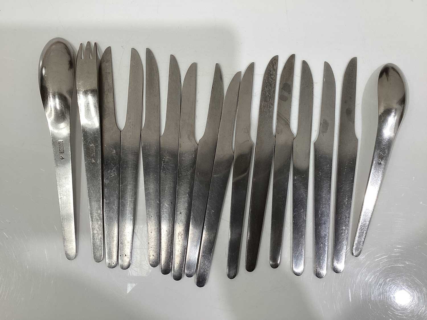 Arn Jacobsen for Anton Michelsen, a stainless steel cutlery suite, comprising twenty-two dinner fork - Image 16 of 18