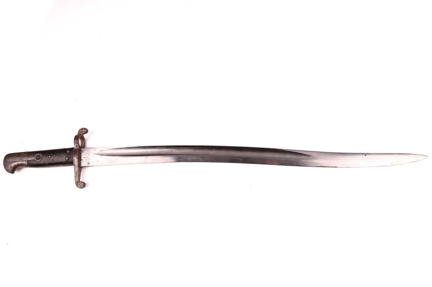 A British 1853 pattern 2nd pattern yatagan bayonet, the hilt marked RMFA 50. - Image 18 of 18