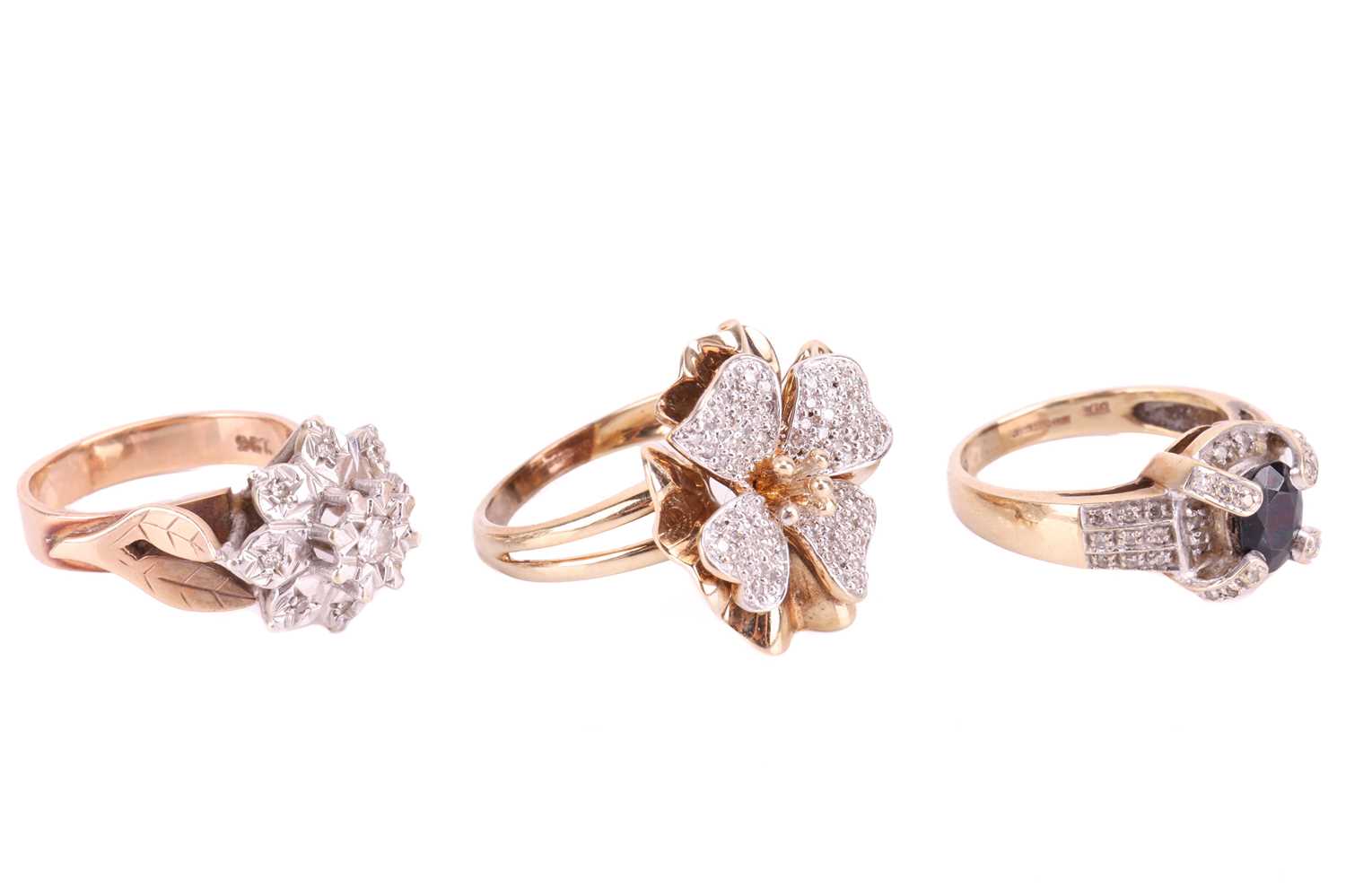 Three gem-set rings, comprising a 9ct yellow gold diamond-set flower head ring, size O, a floral clu - Image 3 of 4