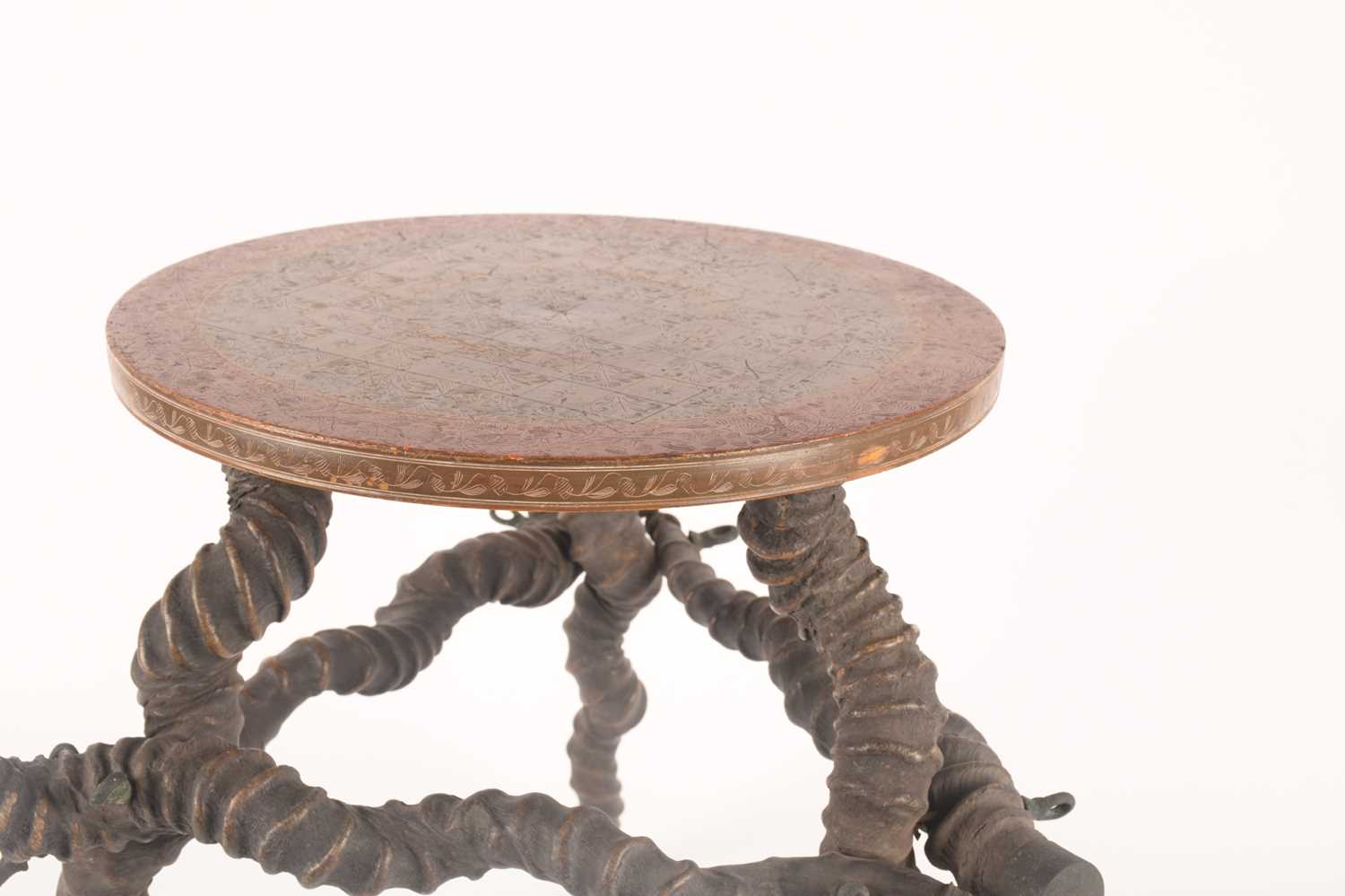 An Indian horn circular games table, measures 40 cm high. - Image 3 of 11