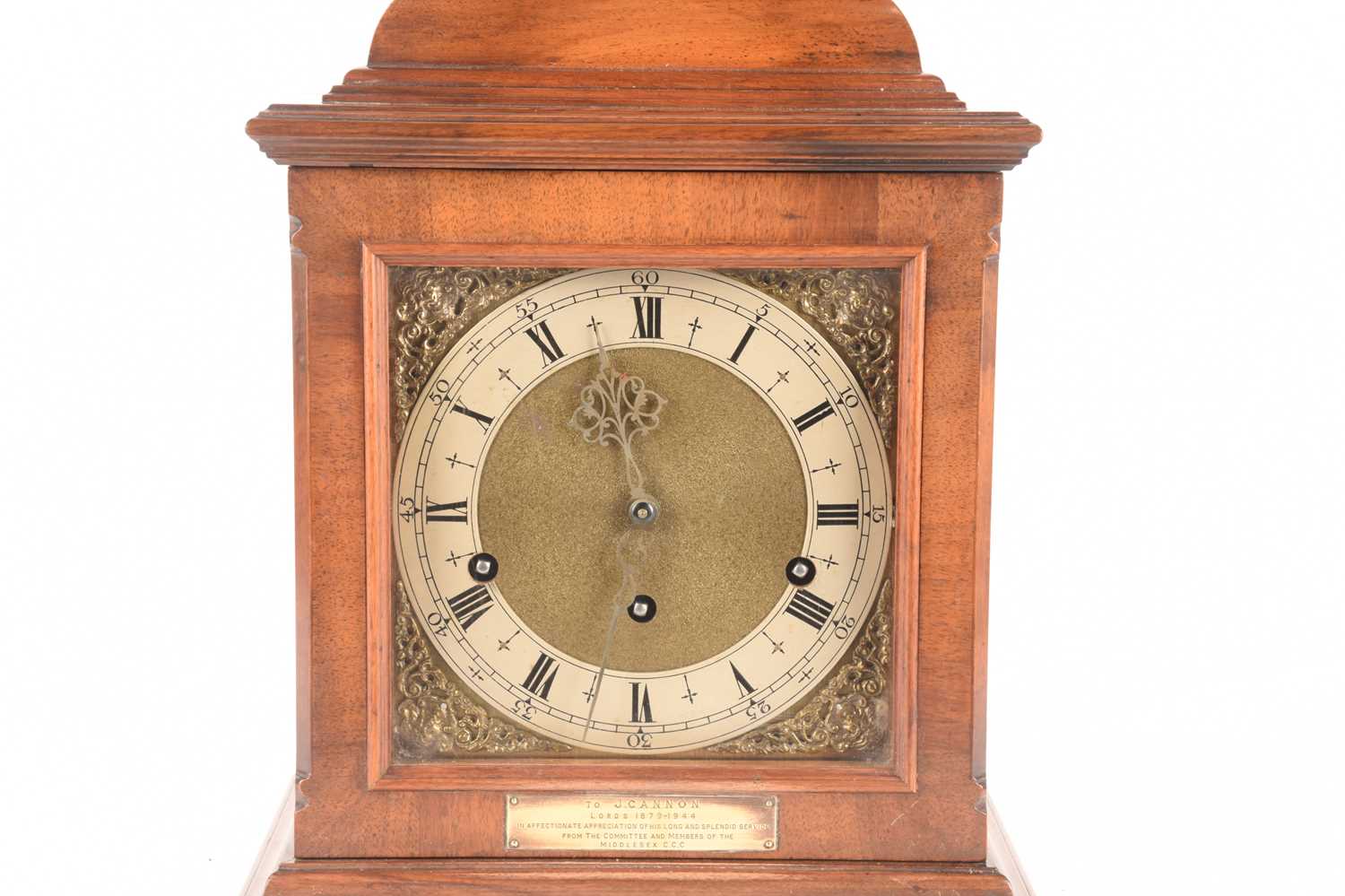 A mid-century bracket clock with a commemorative plaque, measures 41 cm tall. - Image 5 of 8