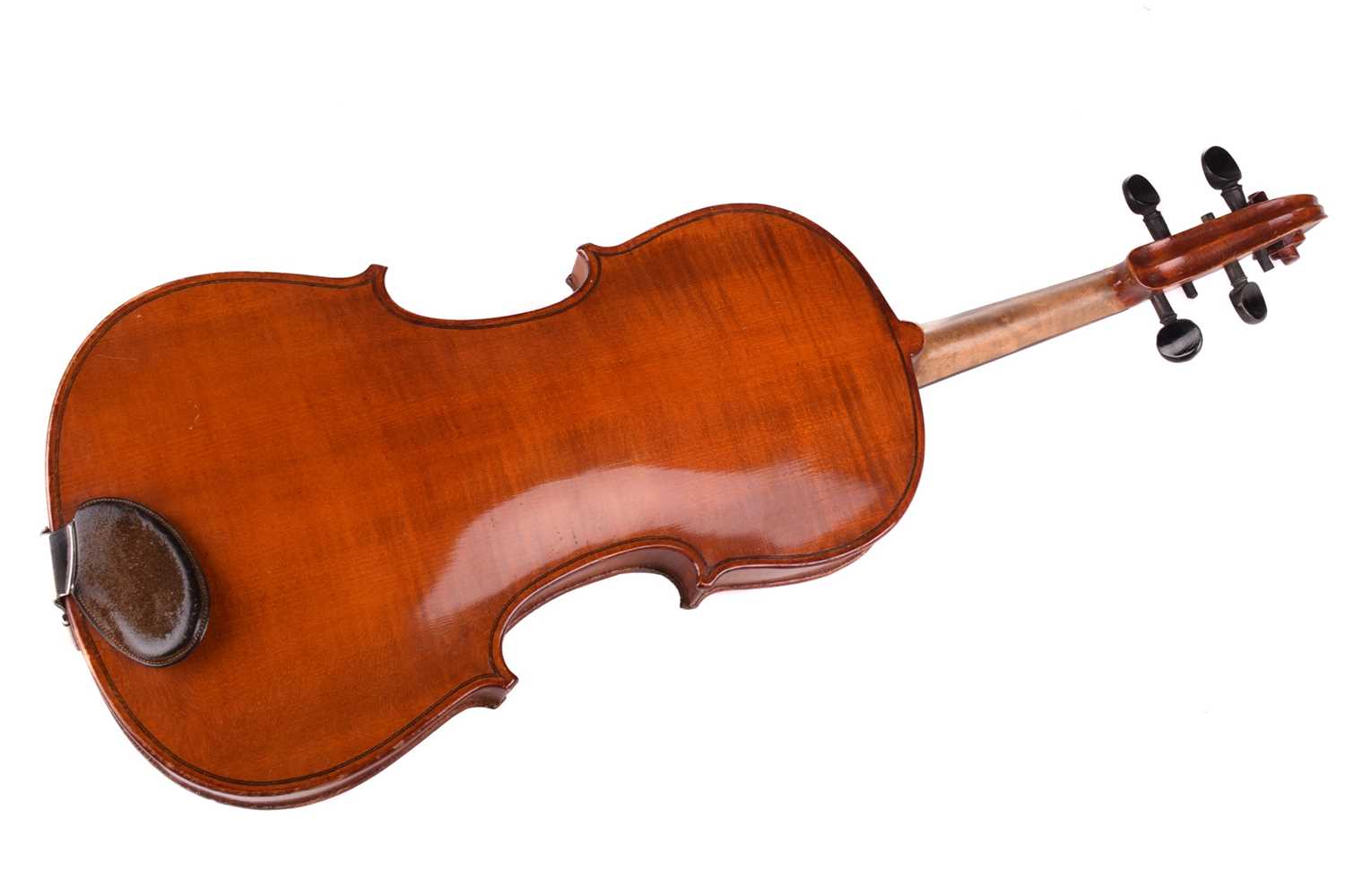 A Violin and bow in accompanying fitted case, violin measuring 59 cm. Ivory certification reference  - Image 3 of 22
