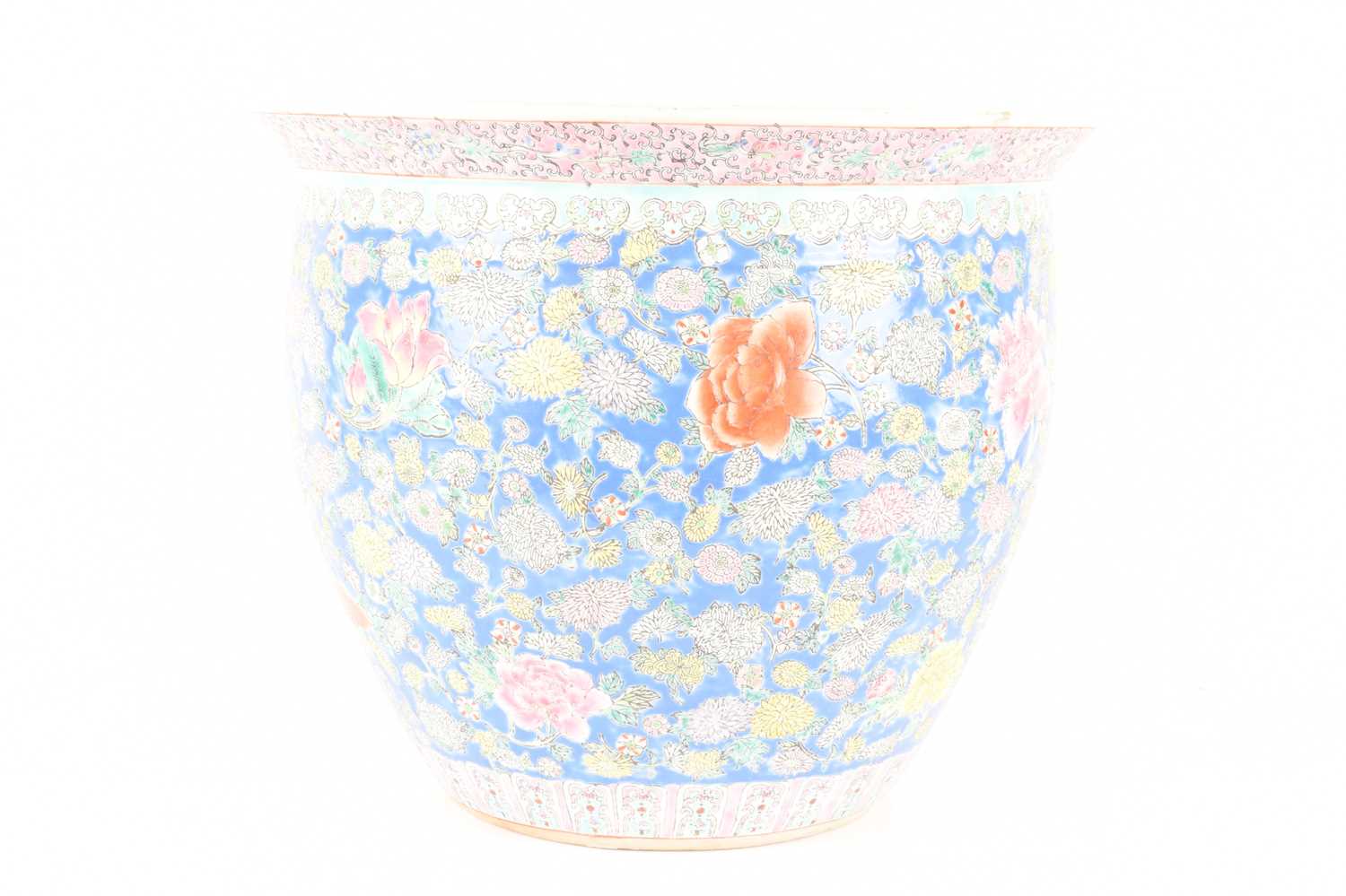 A Chinese Peranakan style famille rose porcelain fish bowl, 20th century, with royal blue and rose p - Image 3 of 11