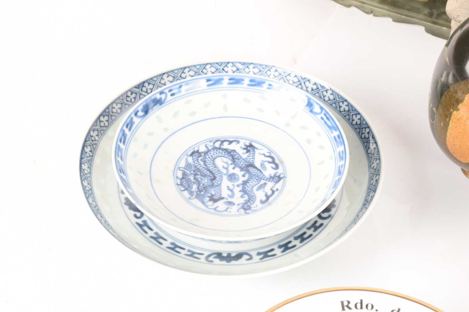 A large Chinese blue and white wash basin, 20th-century, alongside a pair of blue and white raised d - Image 17 of 18