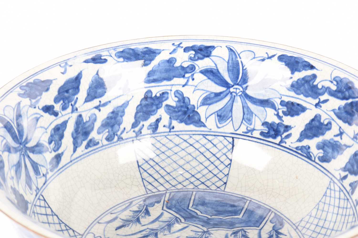A large Chinese blue and white wash basin, 20th-century, alongside a pair of blue and white raised d - Image 6 of 18