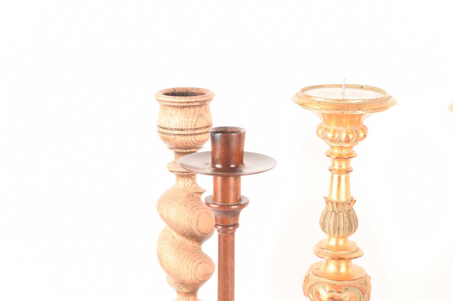 A pair of Mulberry Home oak barley twist and acanthus design candlesticks with Mulberry England labe - Image 5 of 5