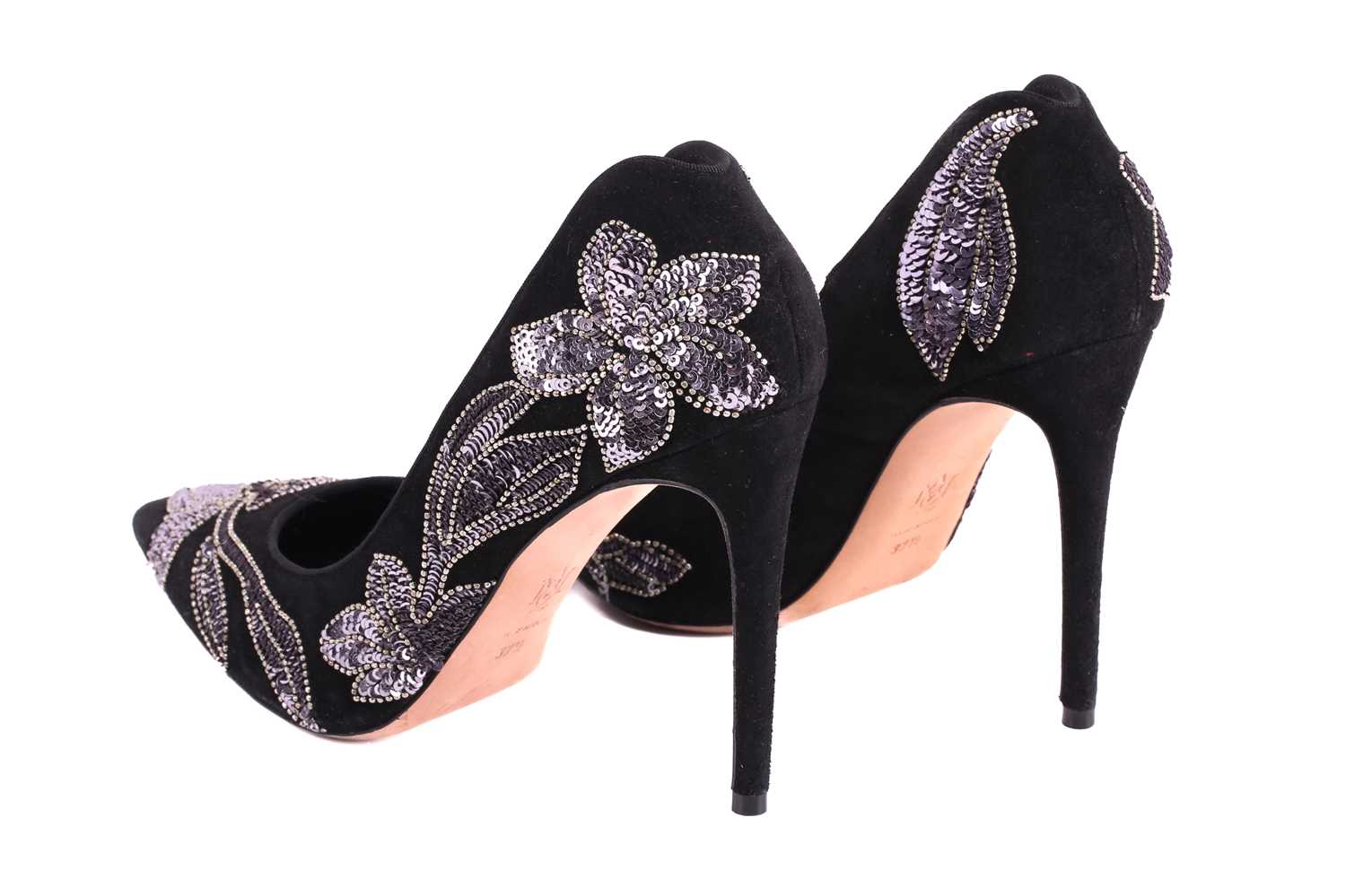 Three pairs of shoes; a pair of Alexander McQueen pointed-toe high heels in black suede with silver  - Image 6 of 31