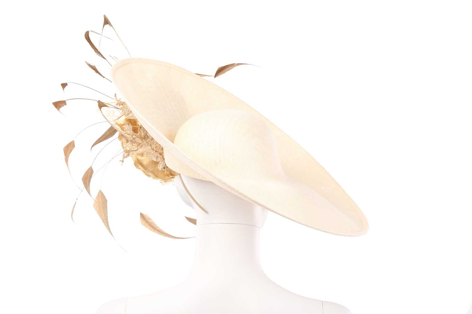 A collection of three hats; including a Philip Treacy fascinator with grey falling feathers around t - Image 12 of 17