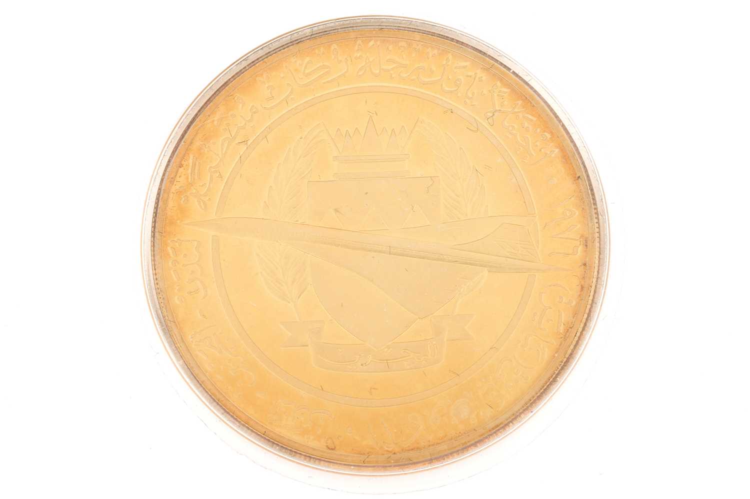 A first passenger Concorde flight medallion silver coin, gold plated, stated Jan 21st 1976, inscribe - Bild 3 aus 3