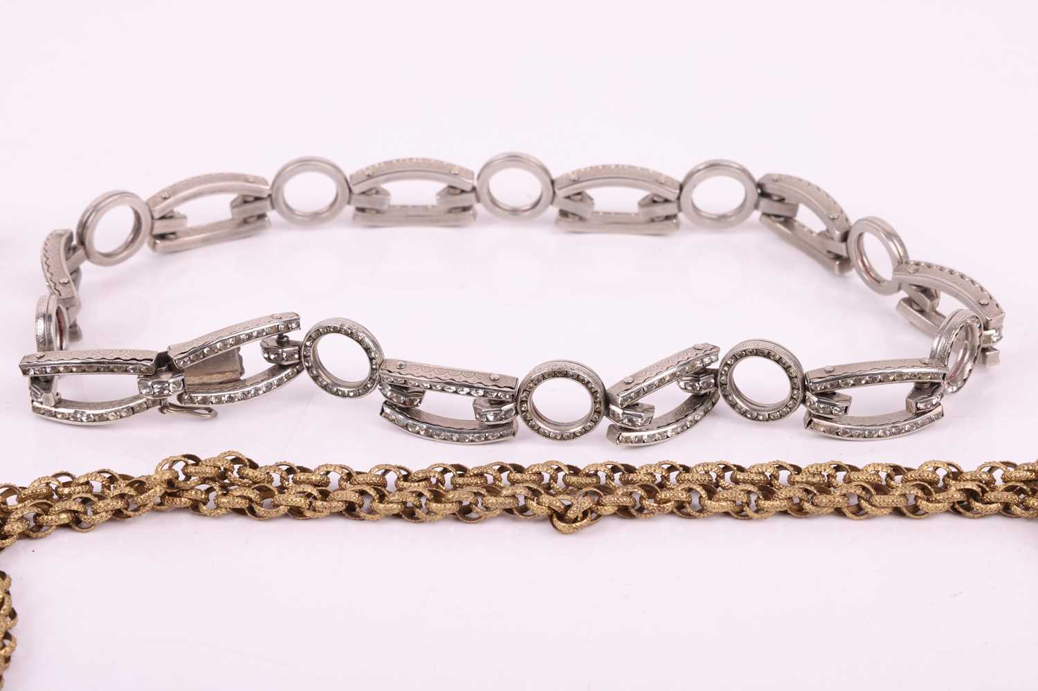 A quantity of antique jewellery. Consisting of a fancy link plated chain, a late 19th-century gold f - Image 6 of 6