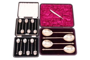 A collection of silver spoons and one silver pencil; comprising a cased set of four Victorian silver
