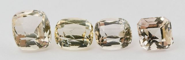 Vier Katlang-Topasen, zus. ca. 14 ct.