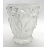 Vase "Bacchantes", Lalique. 