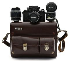 Kleinbild-Spiegelreflexkamera "Nikon F2".