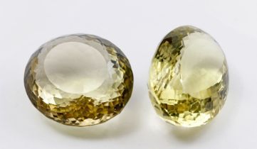 Zwei Lemon-Citrine, zus. ca. 200 ct.