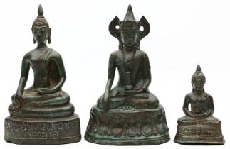 3 Buddhaskulpturen.