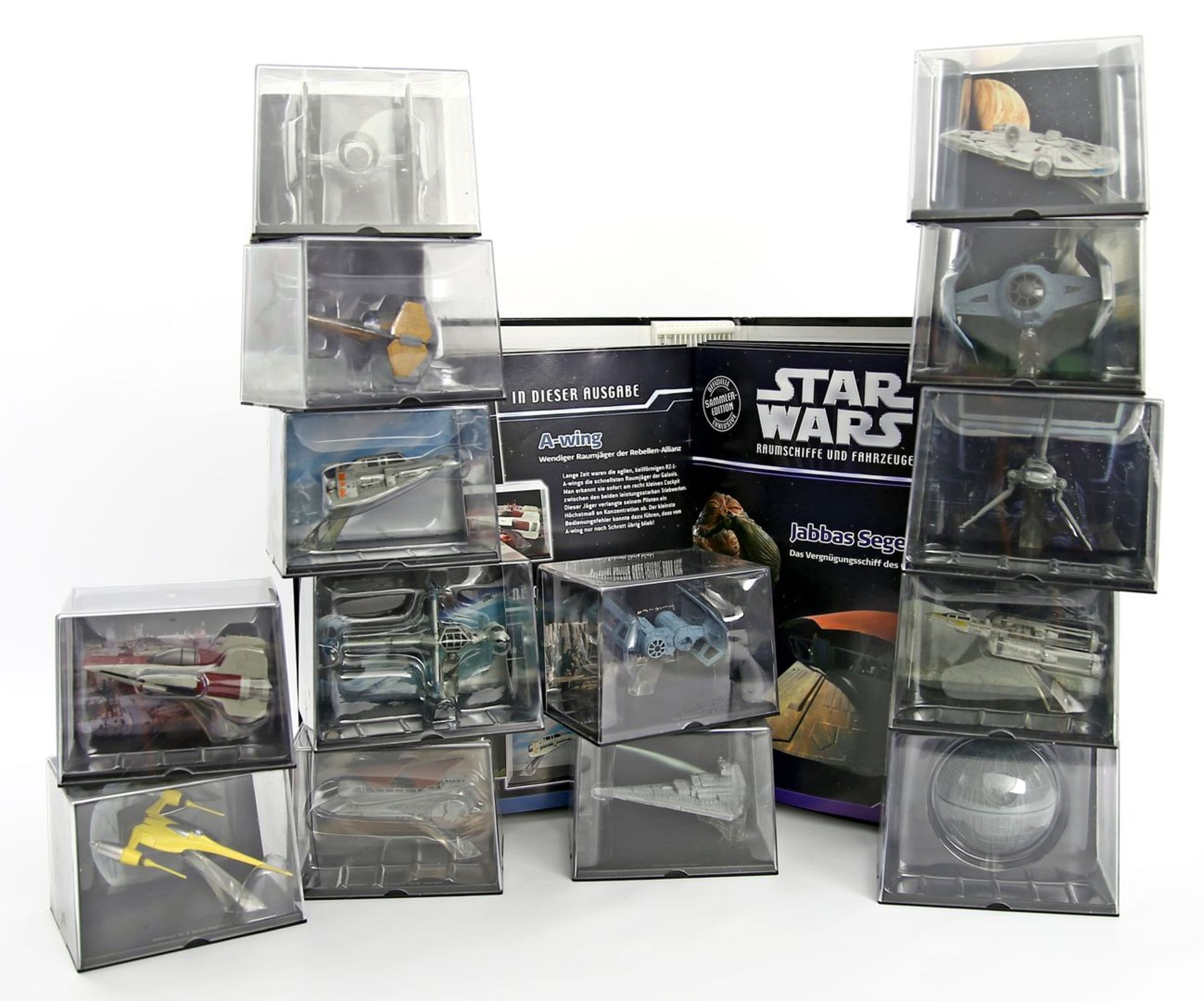 Sammlung von Star Wars-Modellen.