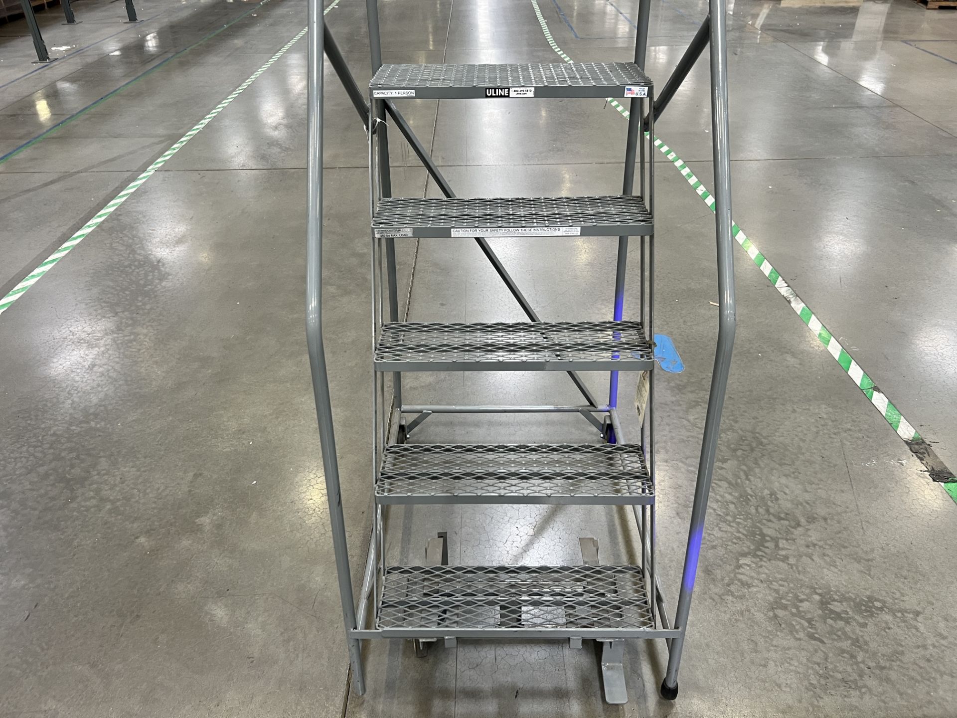5 Step Rolling Safety Ladder - Image 3 of 4