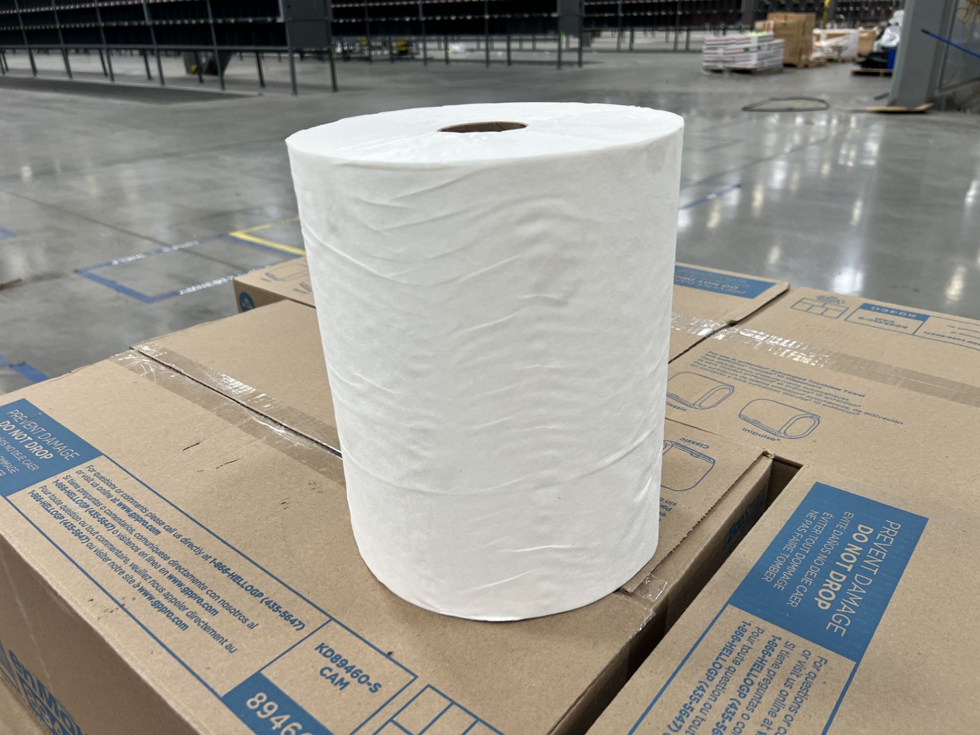 EnMotion 10" Paper Towel Rolls - Image 2 of 3