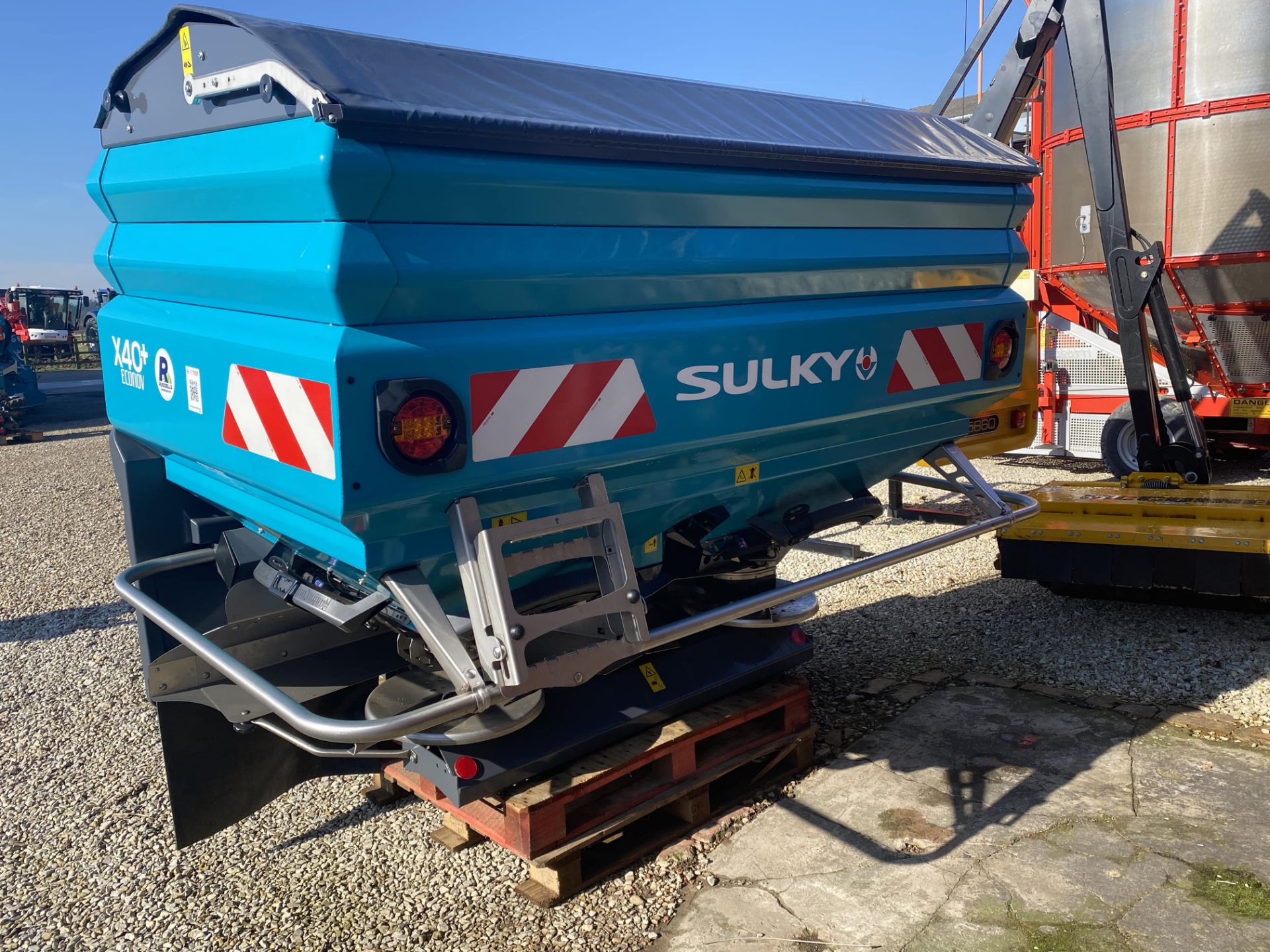 2022 Sulky X 40 + Econov twin disc Fertiliser Spreader c/w 24-36m discs, section control, - Bild 3 aus 4