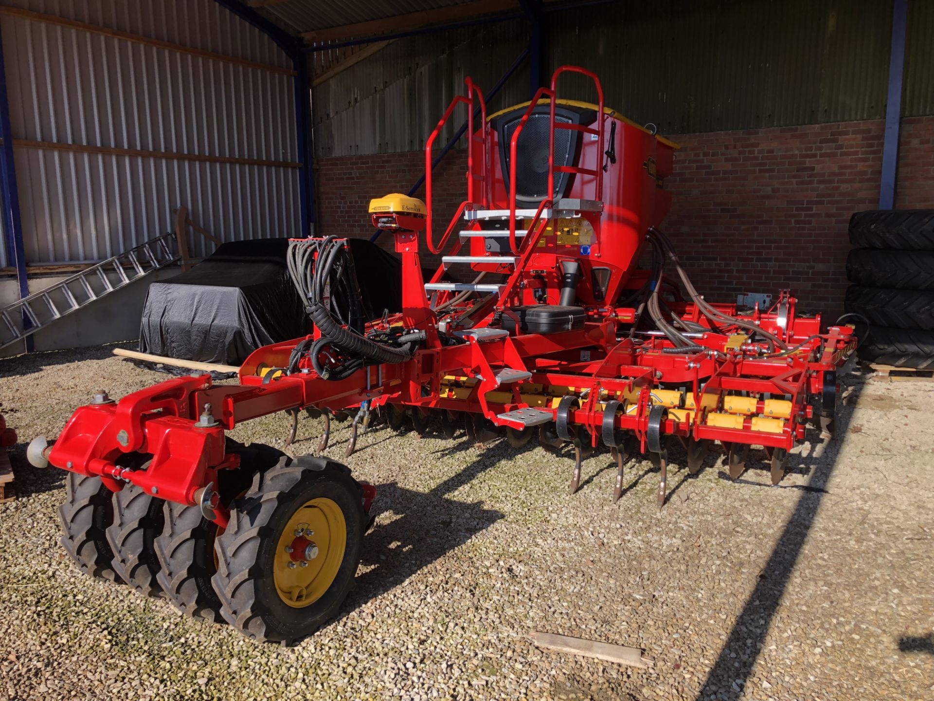2022 Vaderstad Rapid A 400S 4 metre syst - Image 2 of 4