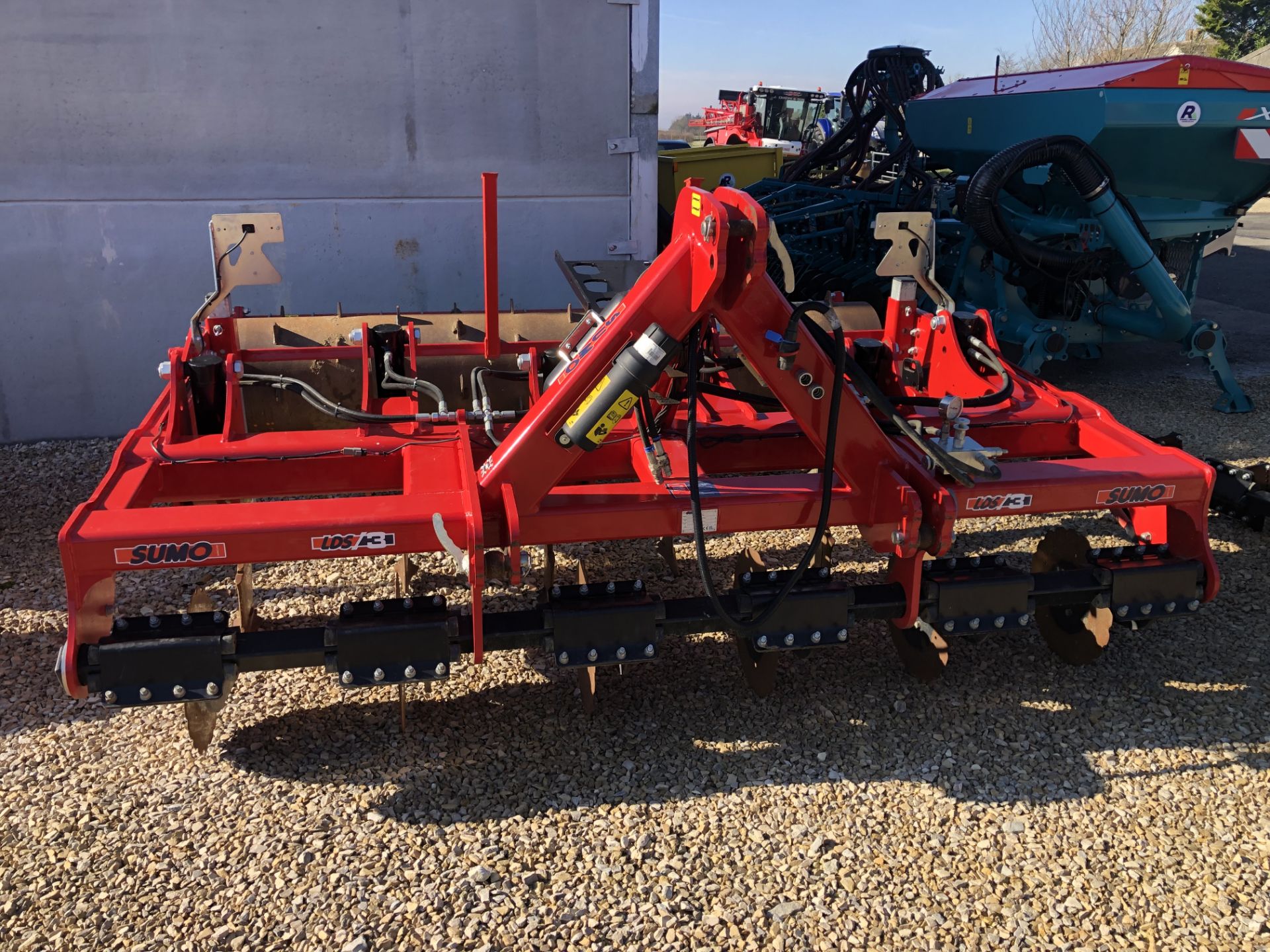 2021 Sumo LDS/3 FAR 3 metre low disturbance system combination Cultivator c/w packer roller. - Image 4 of 5