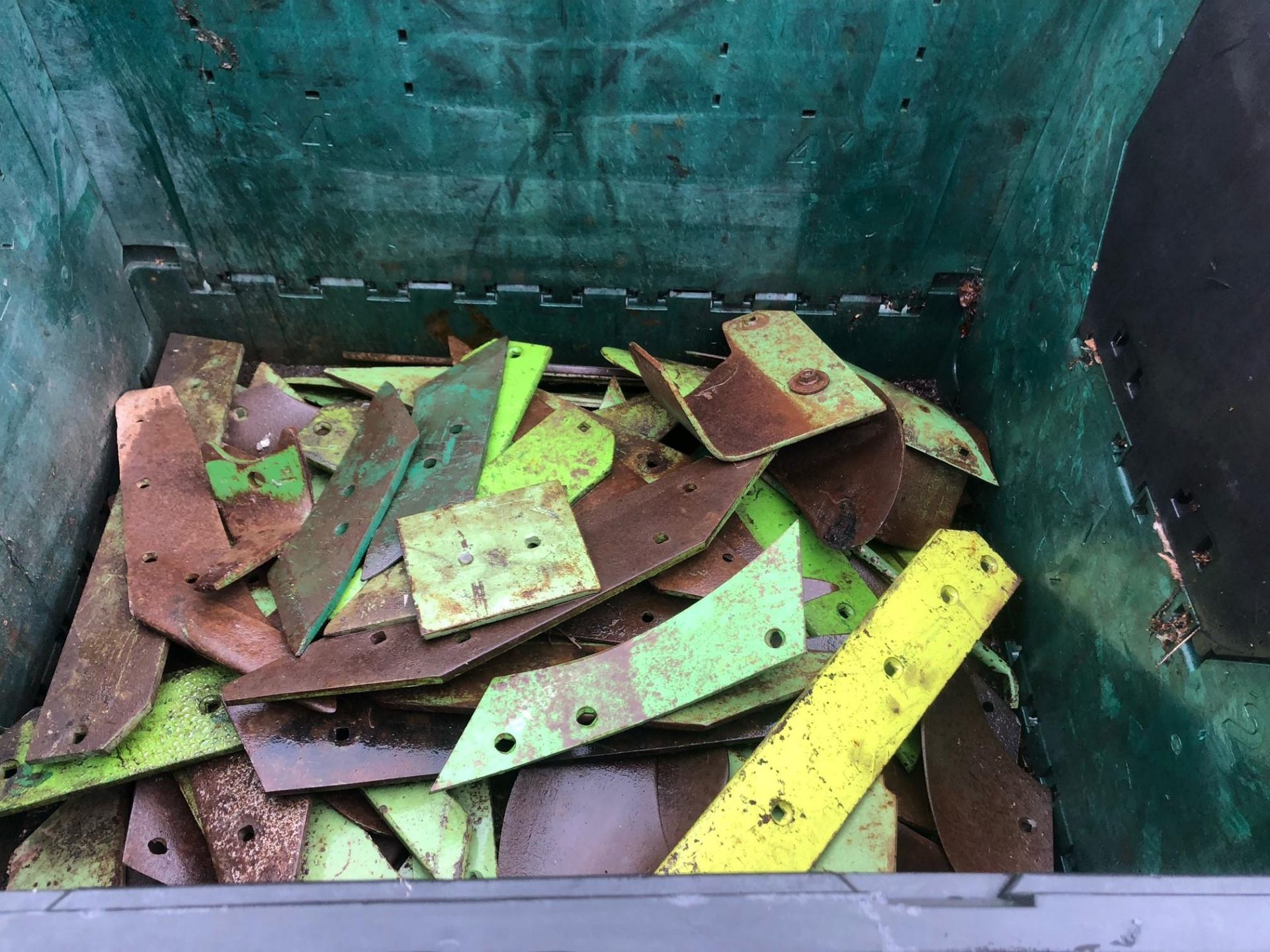 Crate of Dowdeswell Plough Spares - Image 2 of 2