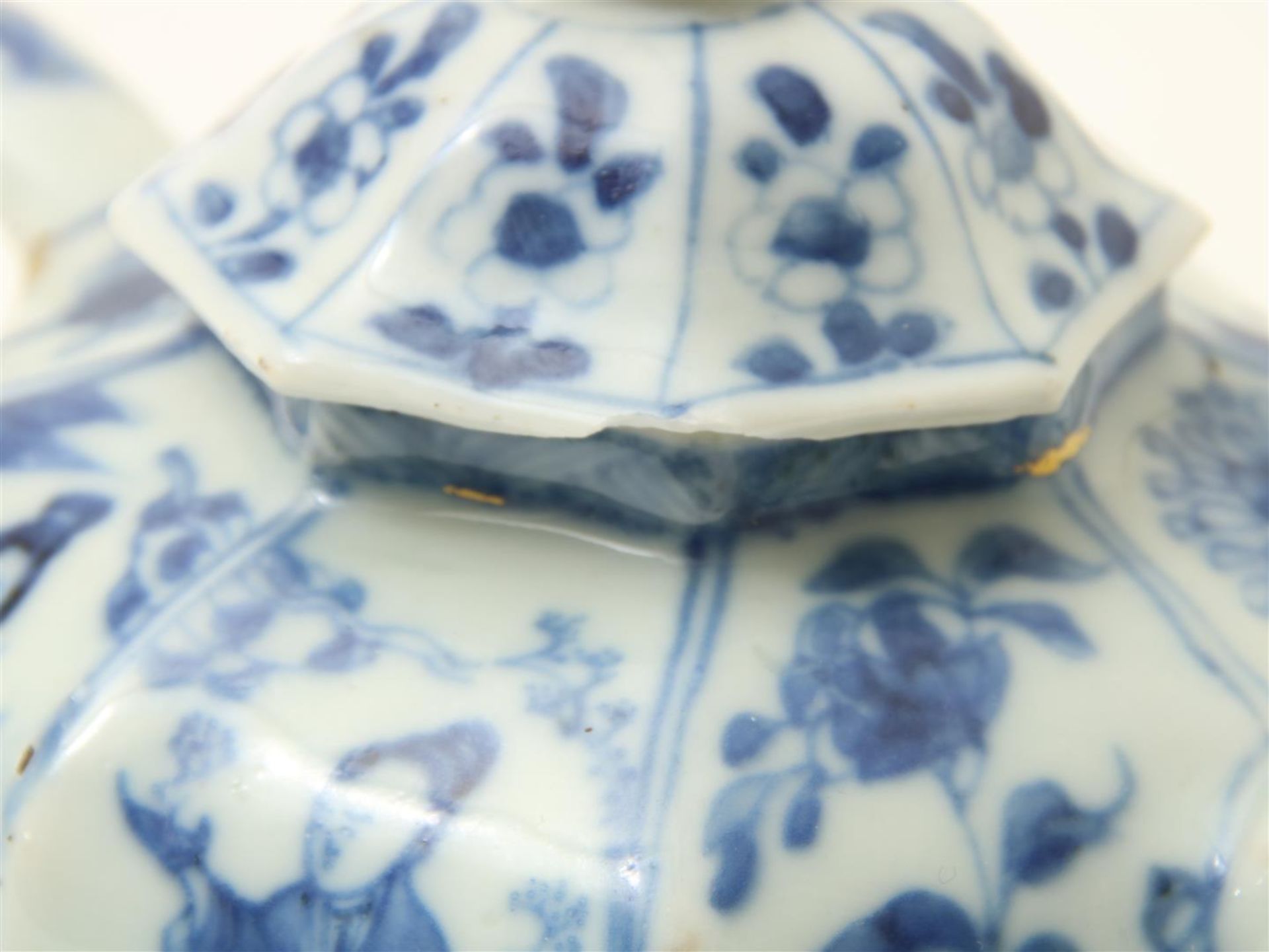Porcelain lobed Kangxi teapot - Bild 4 aus 7