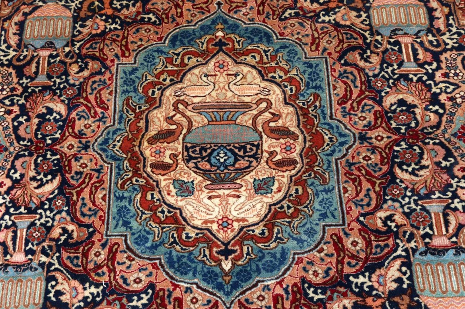 Carpet, Kaschmar 340 x 245 cm. with decorations of flora and fauna, deer, birds and flower vases. - Image 2 of 4