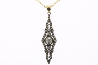 Yellow gold necklace with rose diamond set in silver