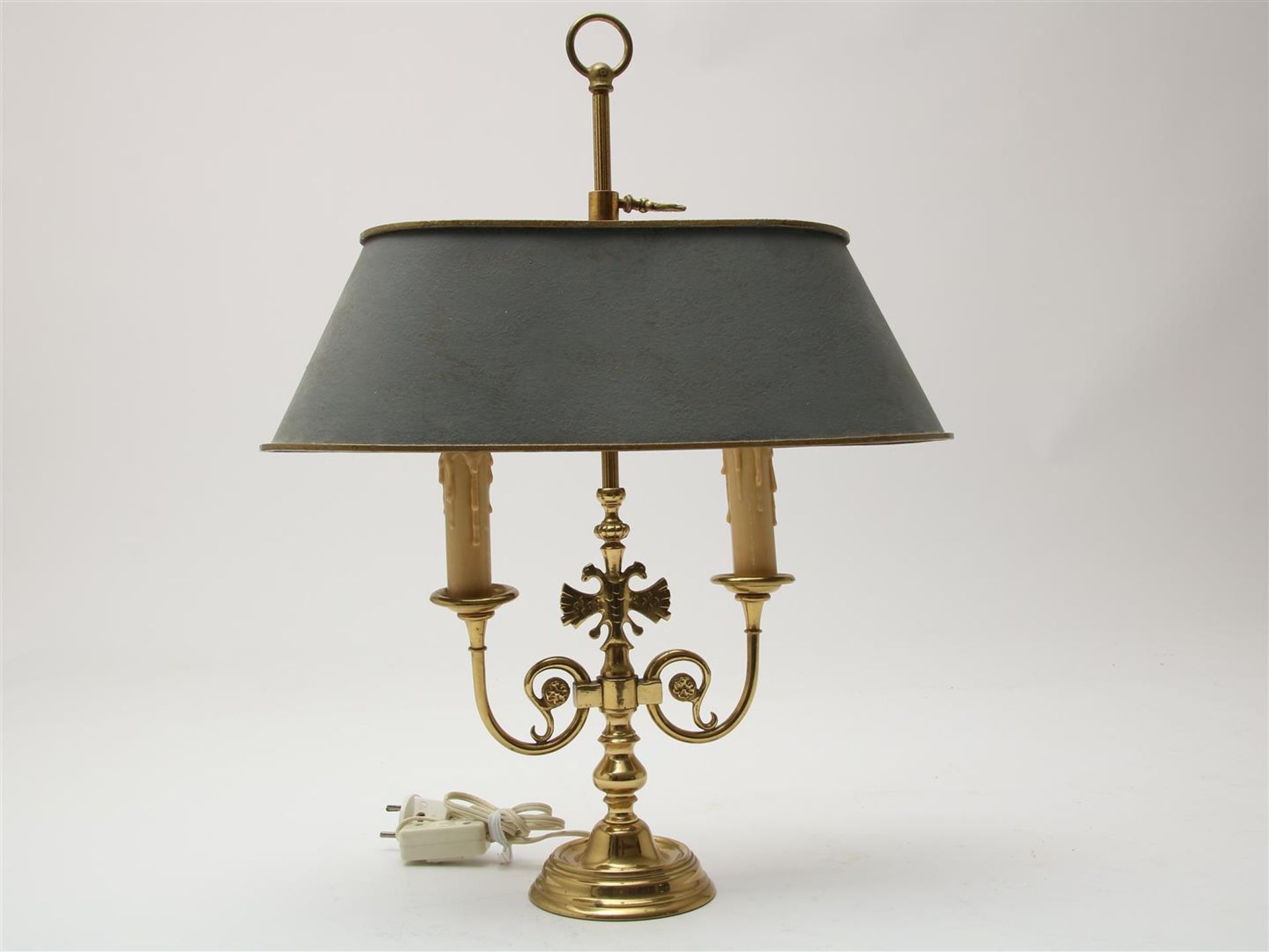 Copper bouillotte table lamp with metal shade, 52 cm.