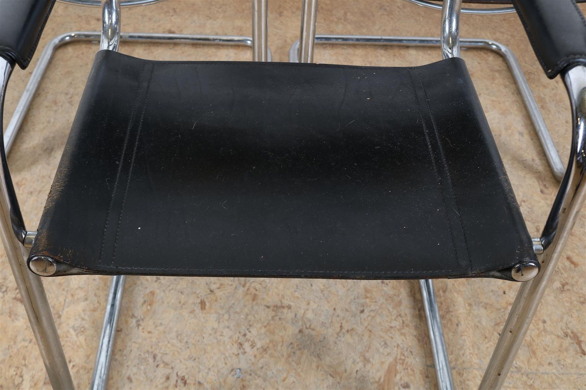 Series of 5 armchairs upholstered in black leather on a chrome tube base, after designer Marcel - Image 2 of 6