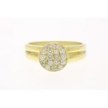 Yellow gold ring set with diamonds, brilliant cut, approximately 0.40 ct. (measured when set), grade