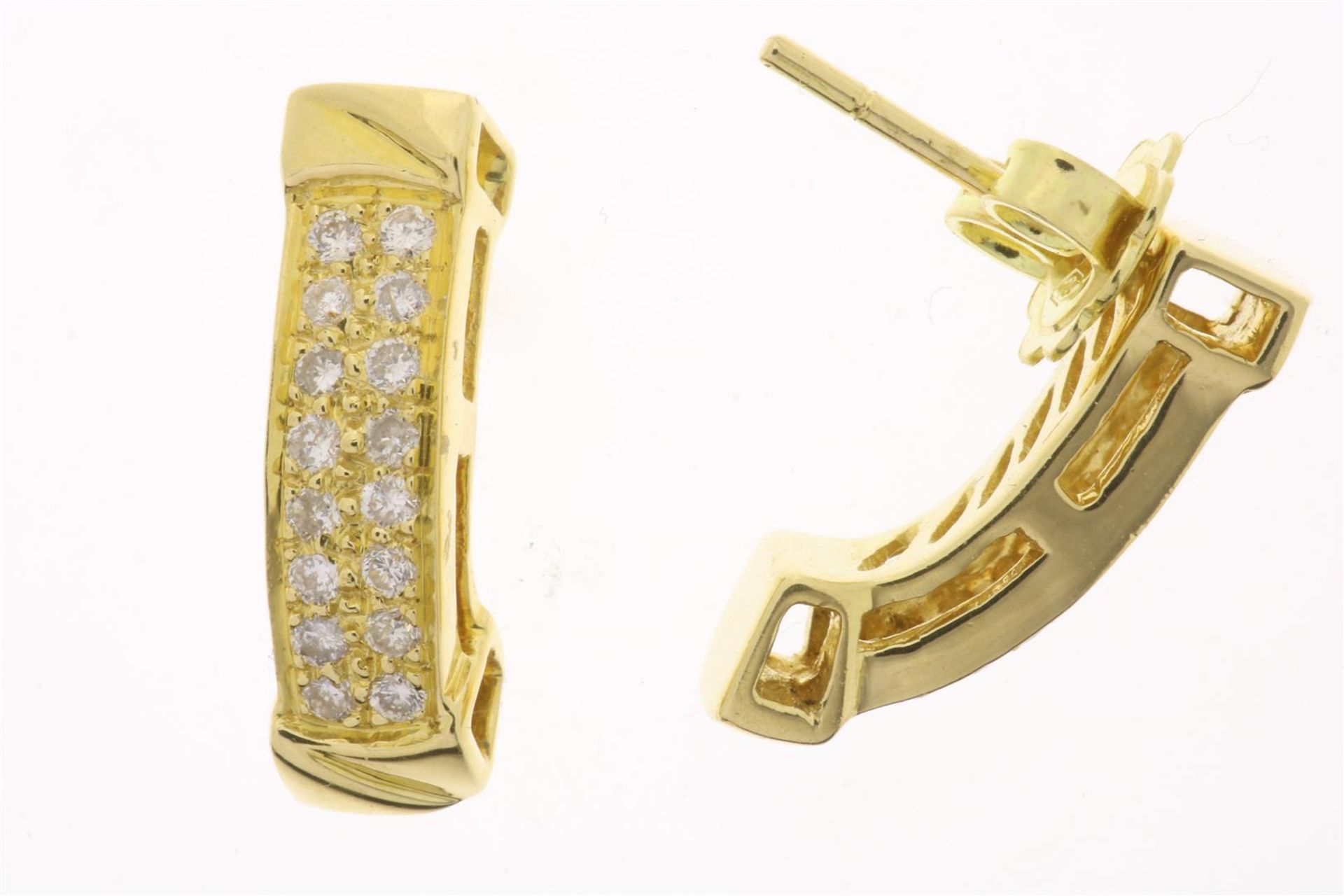Yellow gold ear clips with diamonds, brilliant cut