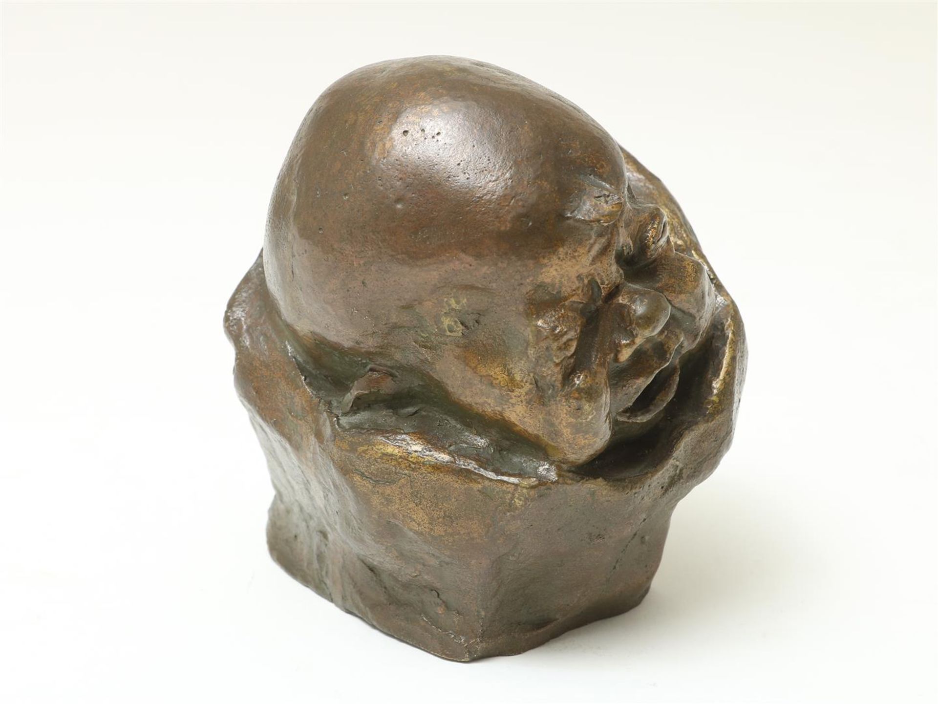 "Charles" Henri Marie van Wijk (1875-1917) Bronze sculpture of a crying baby, signed, 12 x 8 x 8 cm. - Image 2 of 6
