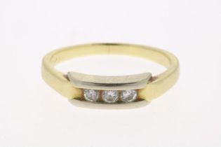 Yellow gold ring with diamonds