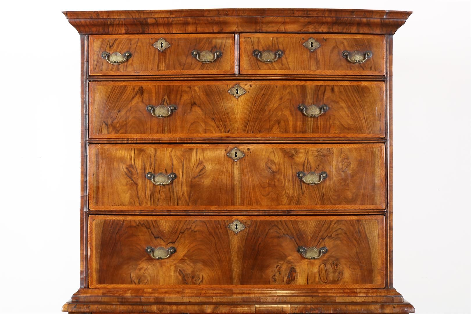 Carrot nuts William & Mary chest of drawers in two divisions. The upper cabinet with five drawers, - Image 2 of 6