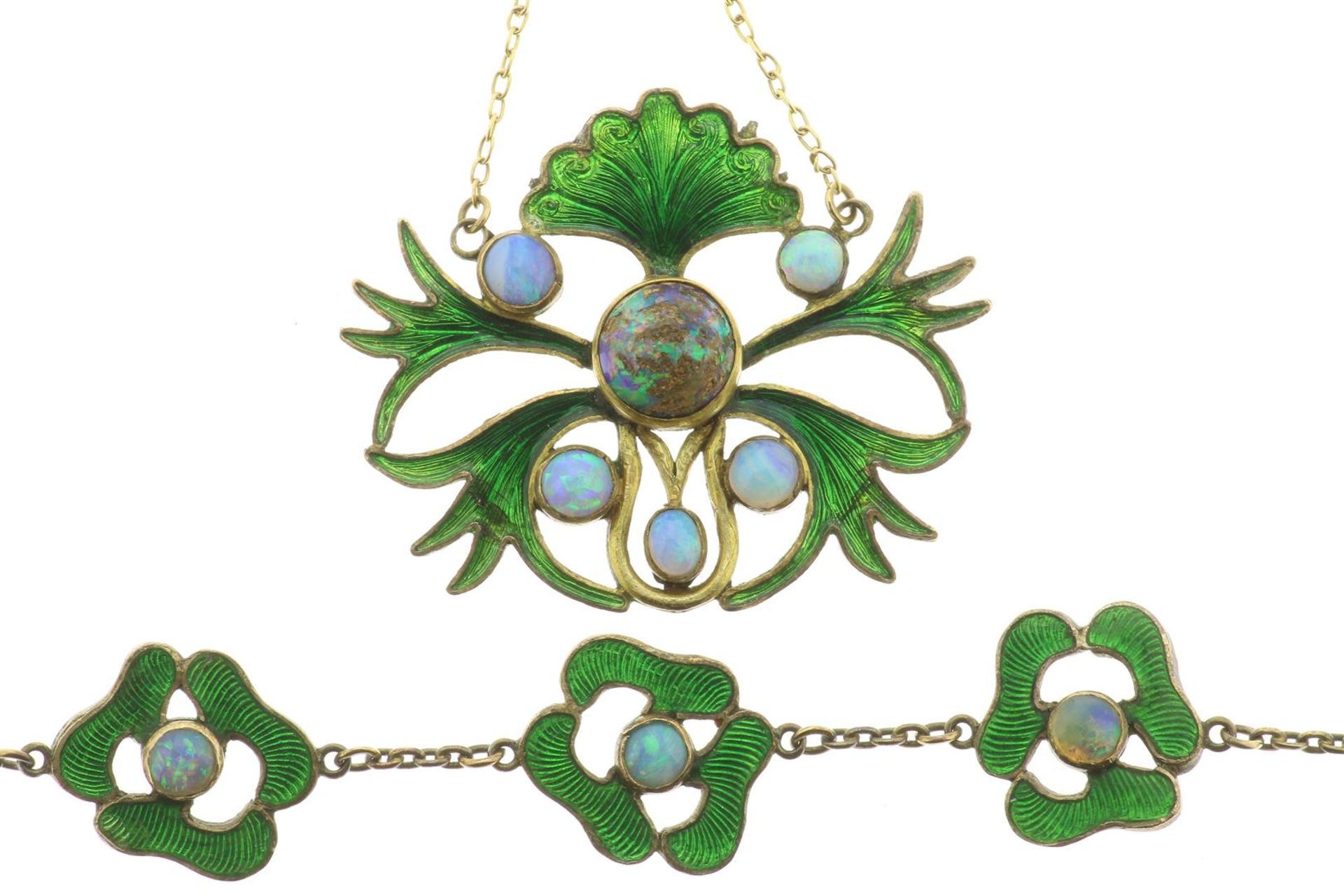 Demiparure with Art Nouveau boat necklace with leaves inlaid with green enamel and opals, and 2-