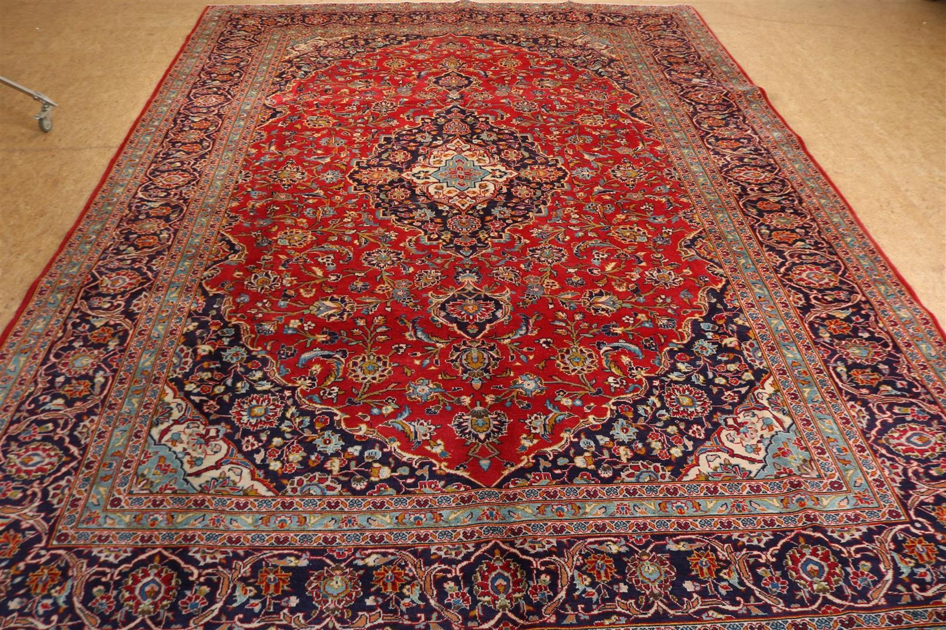 Rug, Keshan, 397 x 288 cm.