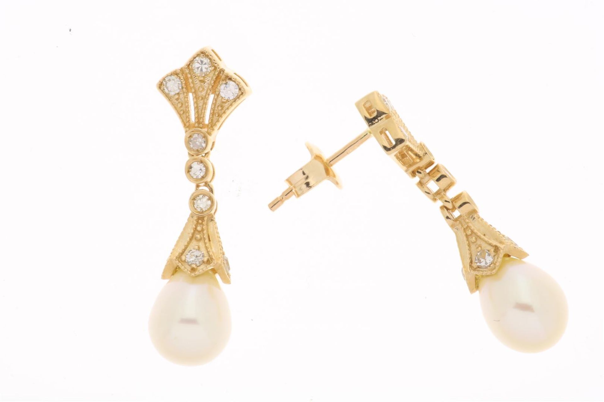 Rose gold earrings set with pearl and diamond single cut, approximately 0.44 ct., J/K, VS/SI,
