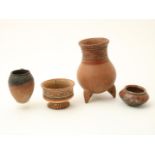 Lot of 4 terracotta grave vases with polychrome painted decor, Peru/Bolivia, (Several qualities).